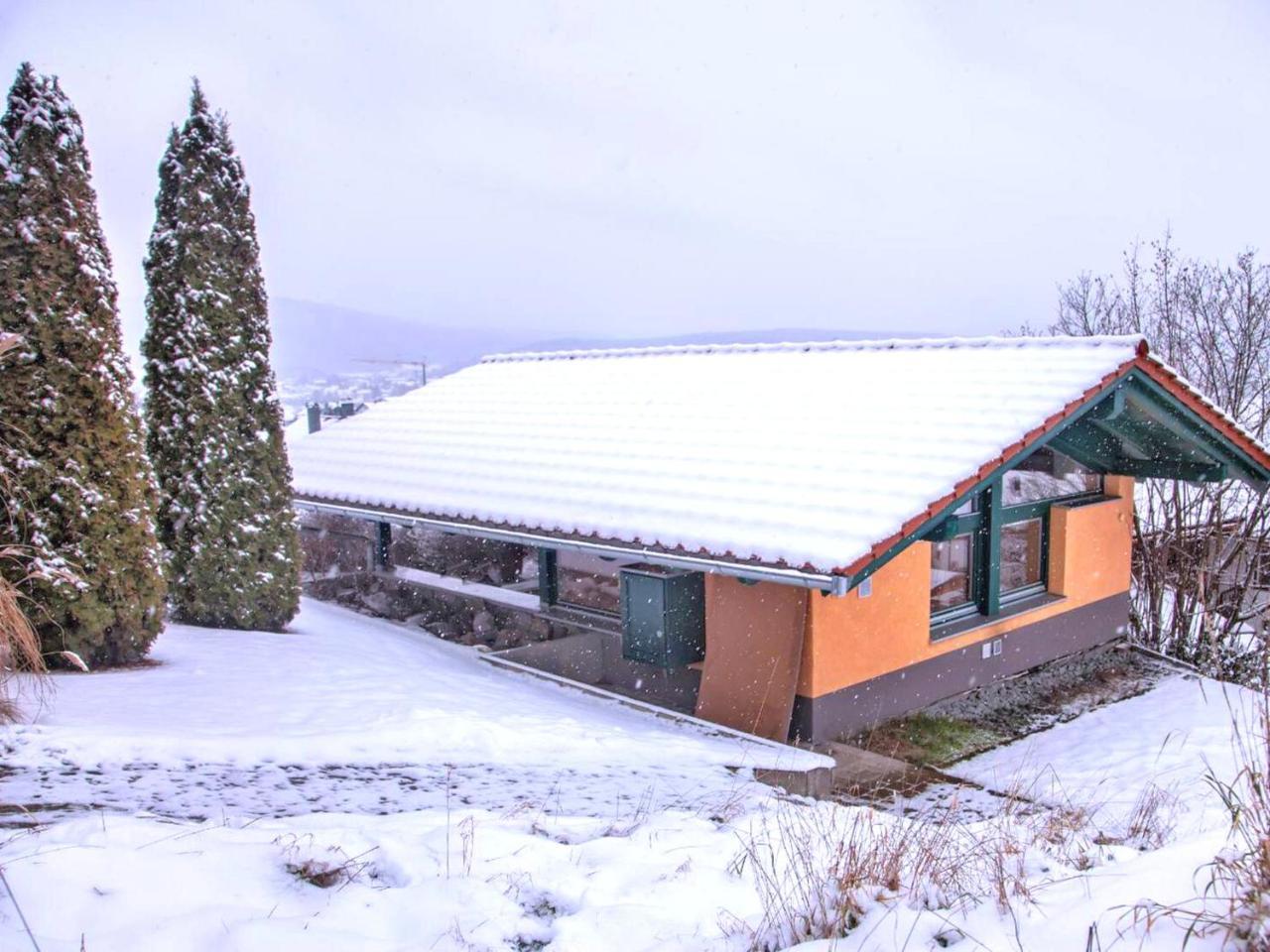 Holiday Home With Whirlpool And Sauna In Viechtach Eksteriør bilde